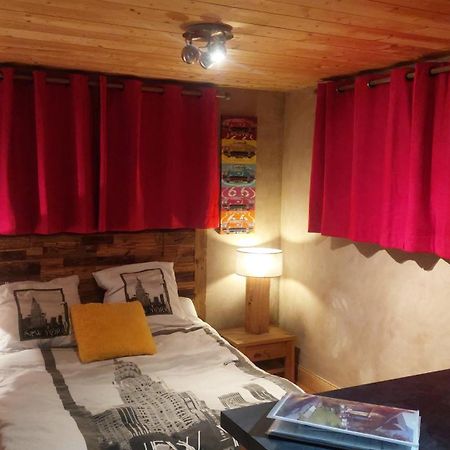 Studio Des Dents De Lanfon Talloires Eksteriør billede